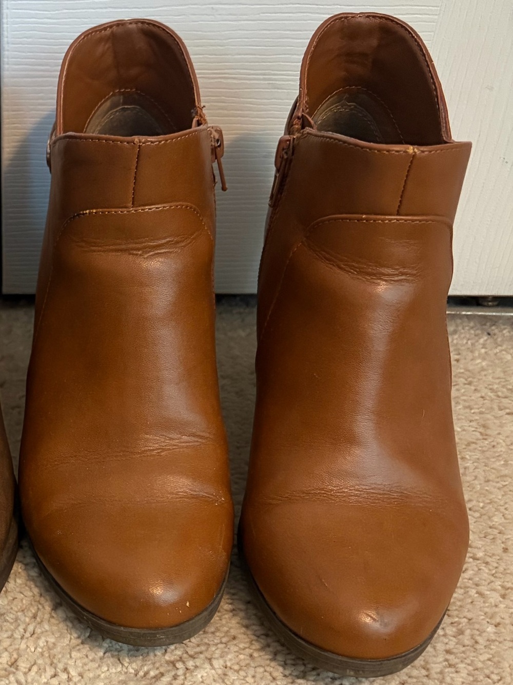 Gianni Bini Cognac Brown Leather Ankle Booties Size 7